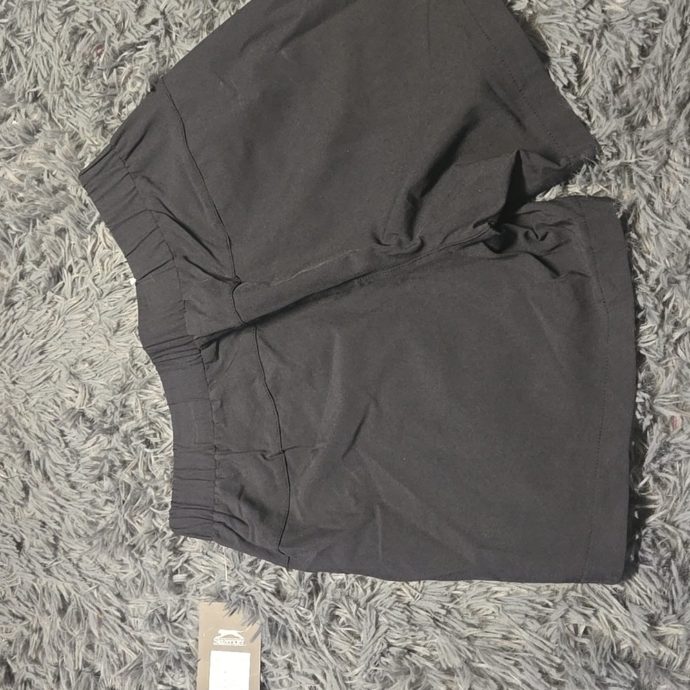 Women's Black Golf Shorts - Picture 4 of 4